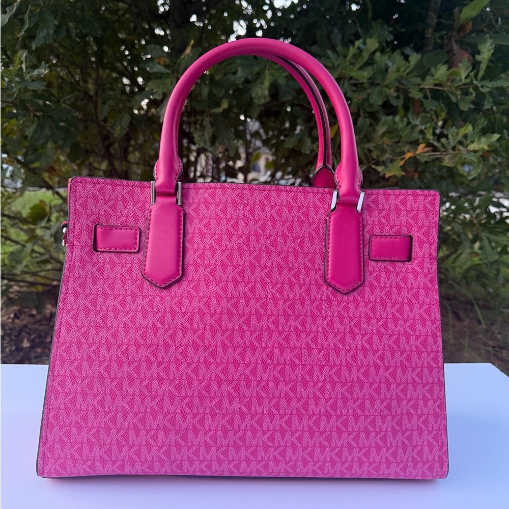 Michael Kors Purse and Wallet Hamilton Medium Satchel Dragon Fruit with Wallet - Picture 11 of 12